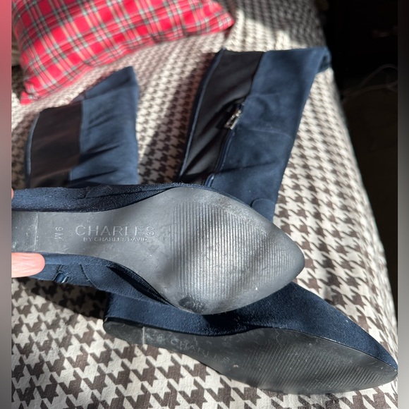 Suede knee high boots , wedge heel Navy Charles David - Picture 13 of 14